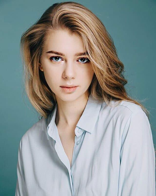 Слив Анастасия Уколова